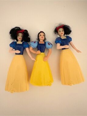3 Vintage Snow White Figures